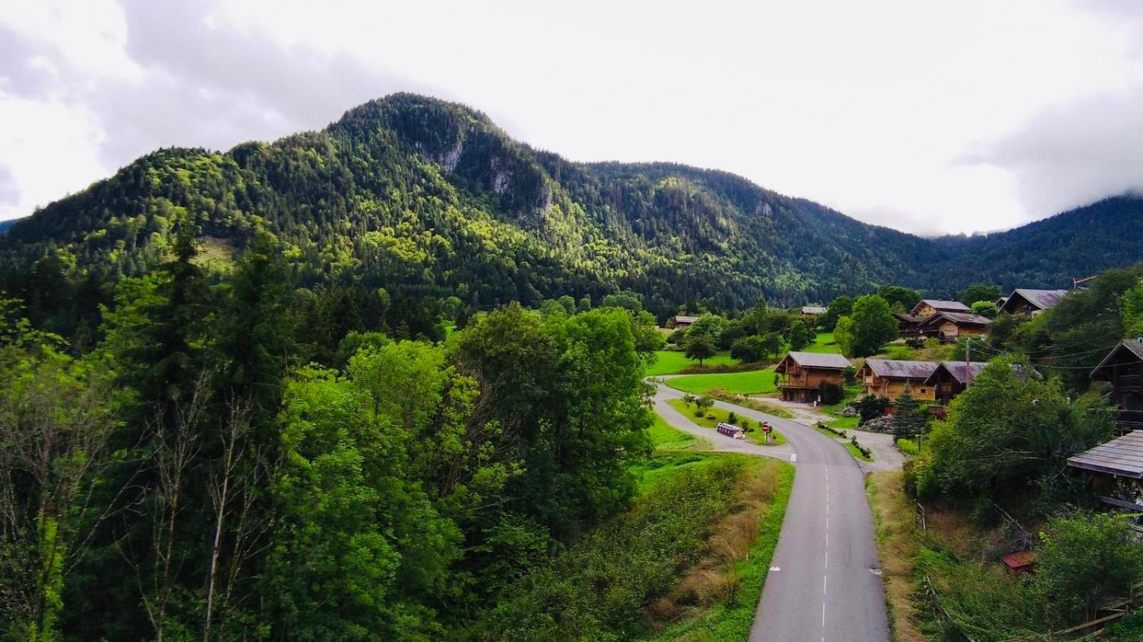 Bonnevaux  Chalet Du Bonheurヴィラ エクステリア 写真